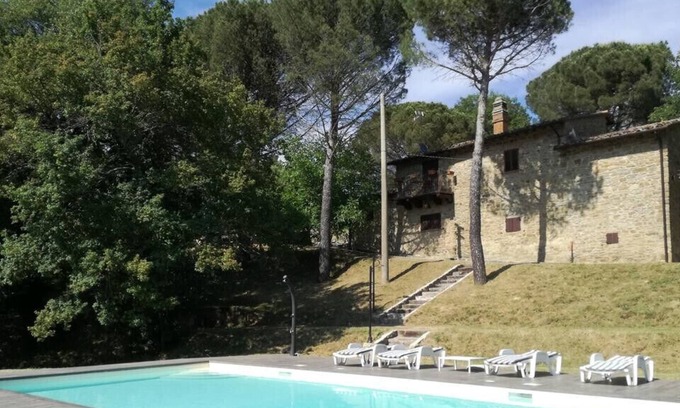 Pieve di Chio Villa | Villa il Podere, splendor surrounded by green