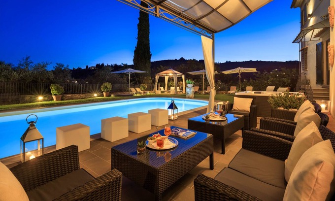 Grassina House | Villa il Sasso - Timeless Elegance with Pool & Spa