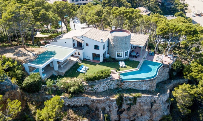 Begur Villa | Villa Illa Roja: Private Retreat with Oceanfront Views