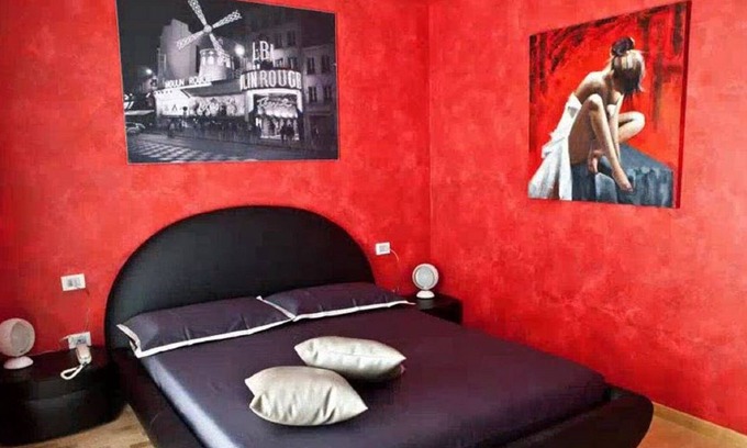Cologna Spiaggia Bed & Breakfast | Experience Villa Imago Near Moulin Rouge Today