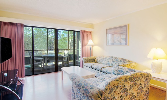 Myrtle Beach Resort | Oceanfront Villa with Exclusive On-Site Rental Perks