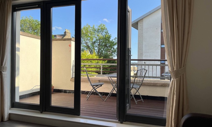 Broughty Ferry Villa | Cozy Villa in Broughty Ferry with Spectacular Harbour Views