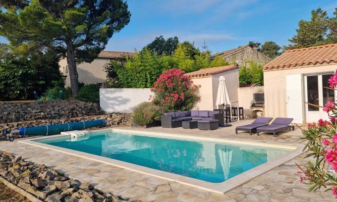 Castelnau-d'Aude Villa | Private Villa with Heated Pool & Pet-Friendly Amenities