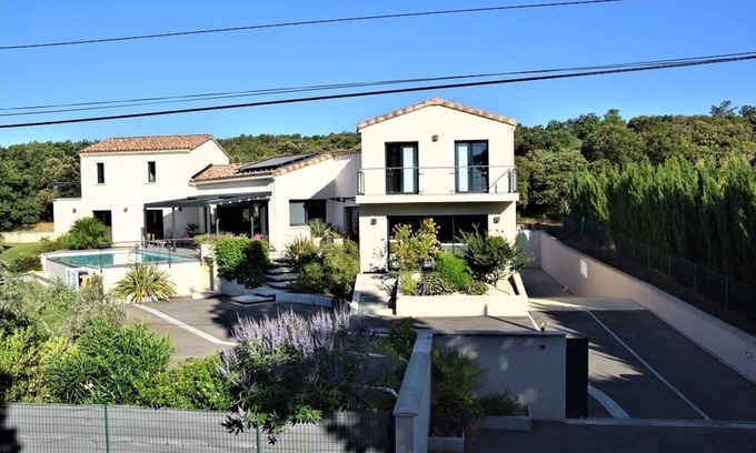 Montsegur-sur-Lauzon Villa | Gorgeous Villa in Drome Provençal with Pool & Spa