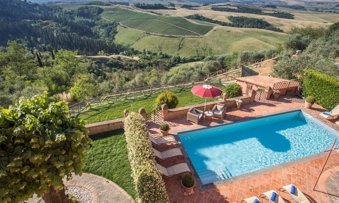 Fabbrica Villa | Villa in Fabbrica With Pool & Vineyard Views