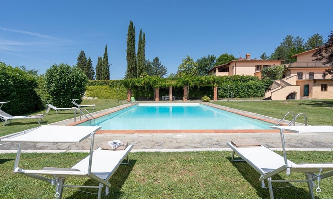 Vicchio Villa | Discover a Spacious Villa in Santa Maria A Vezzano