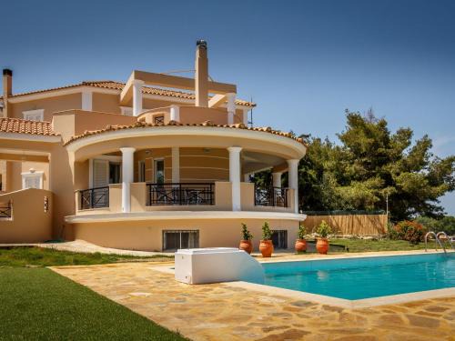 Kalpaki Villa | Idyllic Grand Villa with Private Pool and Scenic Views