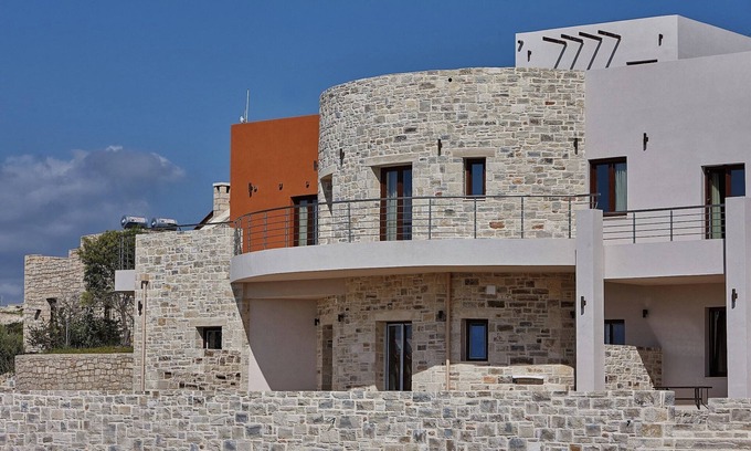 Kamilari Apartment | Inviting Apartment in Kamilari with Pool and Ocean Views