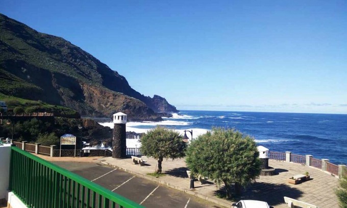 Barlovento Ski Chalet | Oceanfront Villa in La Fajana with Breathtaking Sea Views