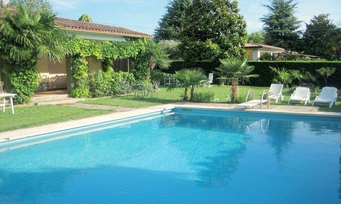 Mattarana Villa | Enjoy Poolside Bliss at Belvilla by OYO Villa Serena