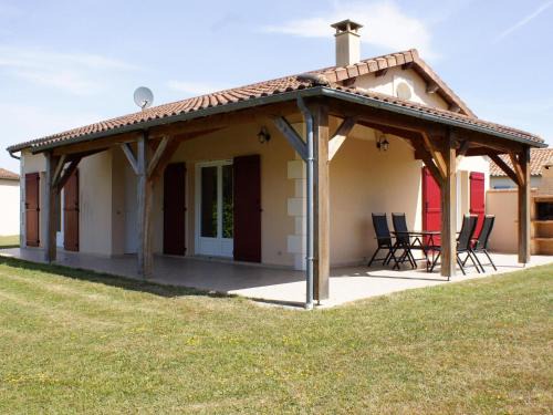 Les Forges House | Serene Holiday Home with Pool in Les Forges for Families