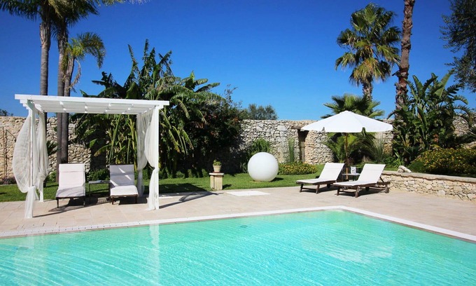 Martano Villa | Family-Friendly Villa in Martano with Pool & Spa Amenities