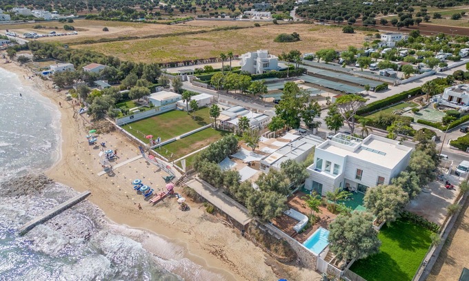 Capitolo Villa | Spacious Villa in Monopoli with Pool for Family Getaways
