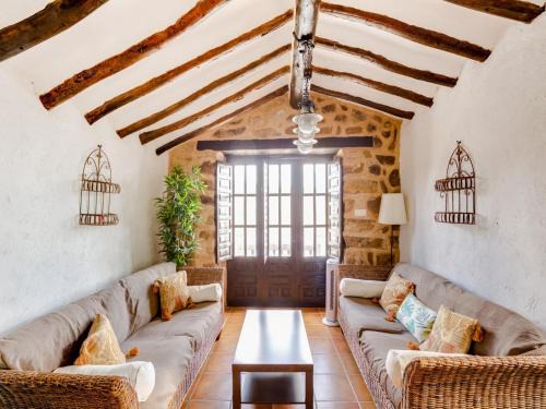 Montefrio Villa | Villa in Montefrio near Iznajar Lake, cleaning included