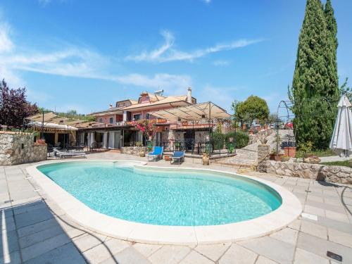 Monterotondo Villa | Comfortable Retreat at Belvilla by OYO Gavaccia - Family Friendly