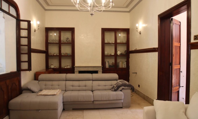 El Terreno House | Charming Villa in Palma with Patios and Family-Friendly Amenities