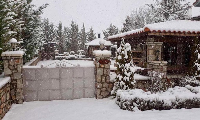 Arachova Ski Chalet | Child-Friendly Villa in Parnassos - 4-Star Guest Rated