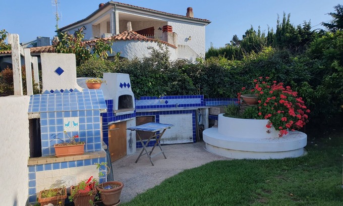 La Conia Villa | Villa 'In Riva al Mare': Oceanfront Retreat with Spa & Hot Tub