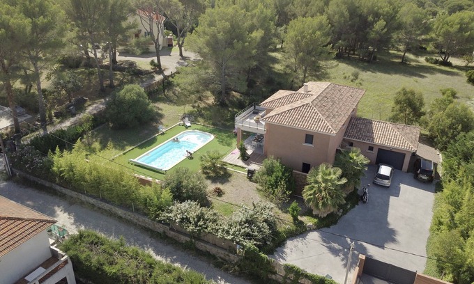 Le Dramont Villa | Seaside Villa with Pool: Ideal for 10 Guests & Ocean Views