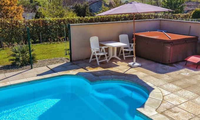 Segonzac Villa | Inviting Segonzac Apartment with Pool & Family-Friendly Amenities