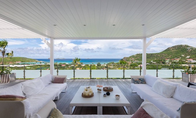Morne Criquet Villa | Villa in St Jean - Spectacular view of the bay - Very private - 4 bedrooms