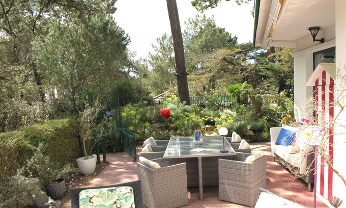 La Baule-Escoublac Villa | Charming Villa in La Baule les Pins: Family & Pet Friendly