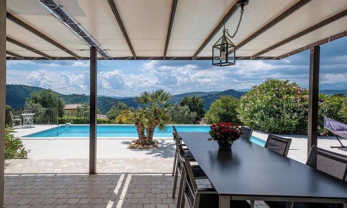 Tanneron Villa | Villa in the heart of the Tanneron massif: beautiful views and absolute peace and quiet!