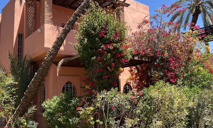 Marrakech Villa | Idyllic Villa in the Palmeraie with Pool & Tennis Access