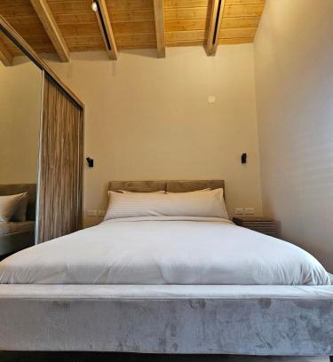 Rehov House | Villa in the valley