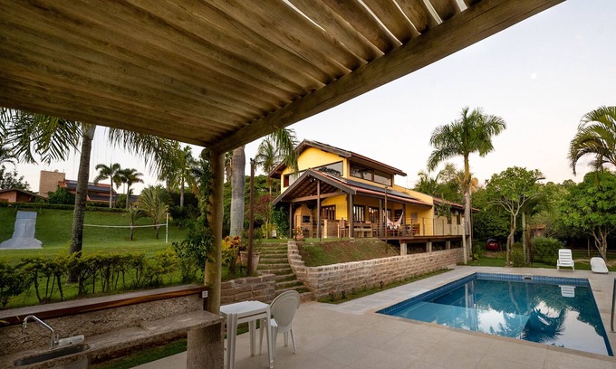 Tiete Cottage | Exceptional Villa in Tietê-SP with Pool and Sports Courts