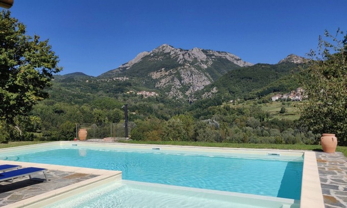 Villa Collemandina Villa | Eco Villa in Tuscany with Private Pool and Scenic Views