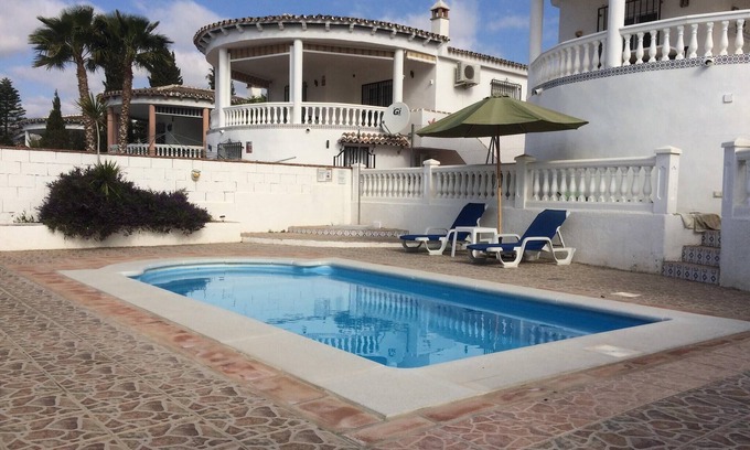Alcaucin House | Exceptional Stay at Belvilla by OYO Casa Velez with Pool