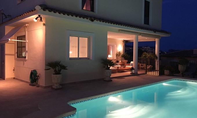 La Nucia House | Villa with Ocean View and Relaxing Lounge Atmosphere