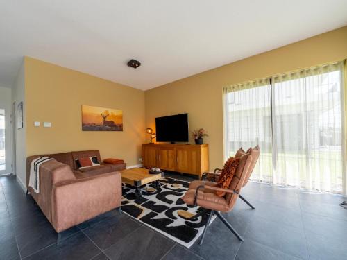 Zeewolde House | Villa in Zeewolde near Veluwe Lake, cleaning included