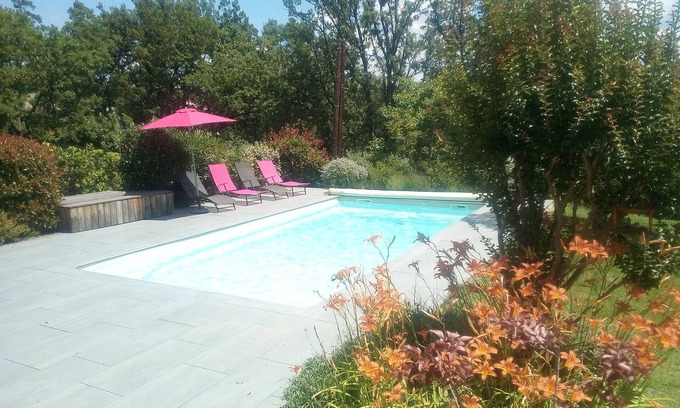 Pierrevert Villa | Secluded Villa with Private Pool in Tranquil Setting