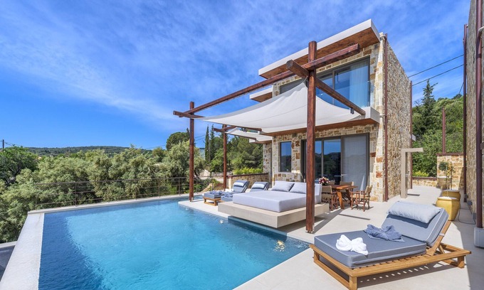 Katomerion Villa | Villa "Ino" with Ocean View, Private Pool & Free Wi-Fi