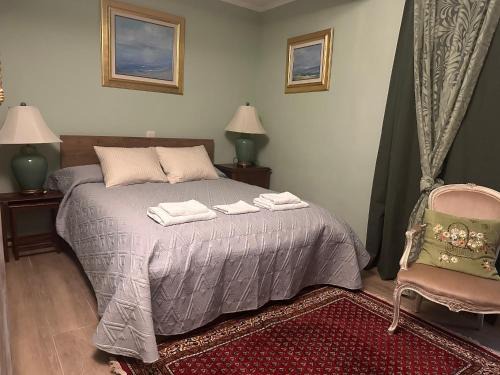 Pineda de Mar Bed & Breakfast | Cozy Villa IRI N3 Room with Shared Bathroom Awaits You