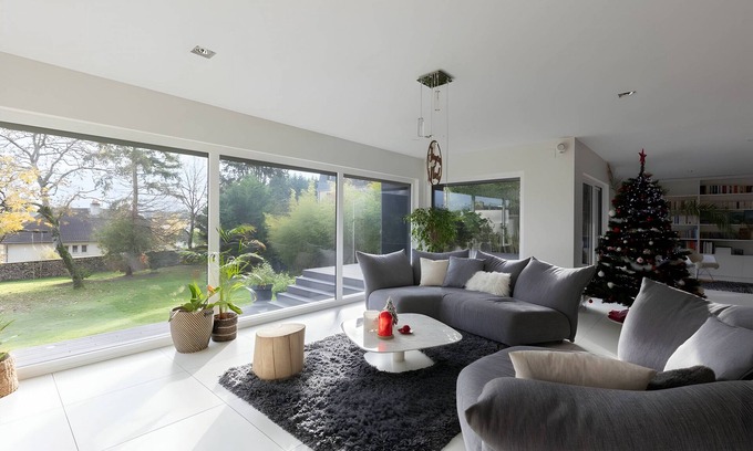Le Mans Villa | Villa Isaac - Indulgent Stay with Spa and Breakfast in Le Mans
