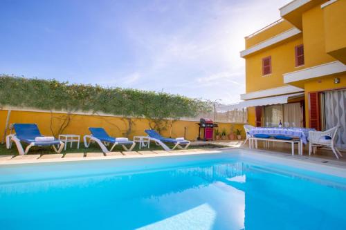 Playa de Palma House | Villa Isabel: Pet-Friendly Oceanfront Retreat with Pool