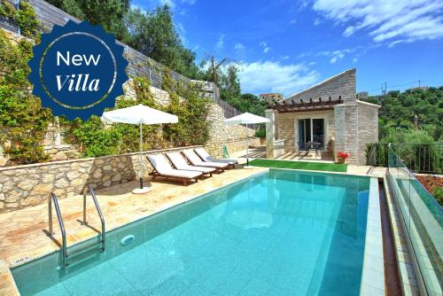 Kavalleraina Villa | Villa Jacaranda: Oceanfront Oasis with Pool & Hot Tub