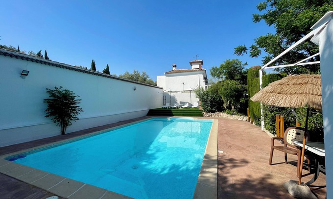 Priego de Cordoba House | Villa Jardín: Family-Friendly Retreat with Pool & Spa