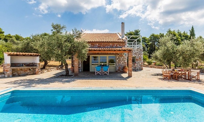 Skopelos Villa | Villa Jasmine: Cozy Villa with Ocean Views and Private Pool