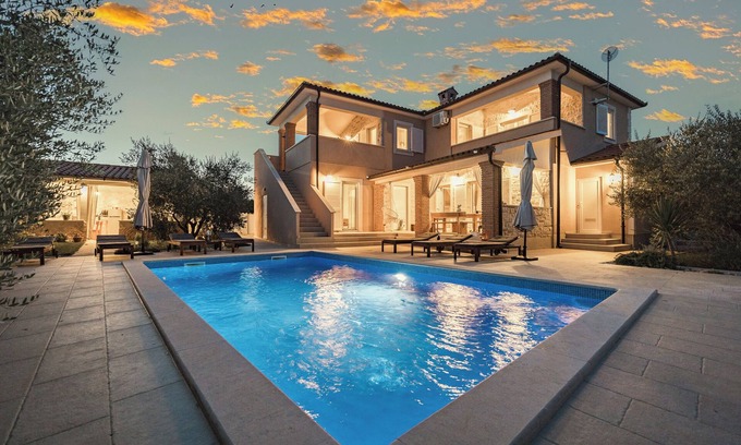Peruski Villa | Discover Villa Javor: Oceanfront Pool Retreat, 10/10 Rated