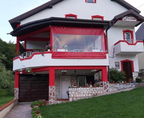 North Macedonia Apartment | Guest Rated Villa Jelena Mavrovo: Family-Friendly Oasis