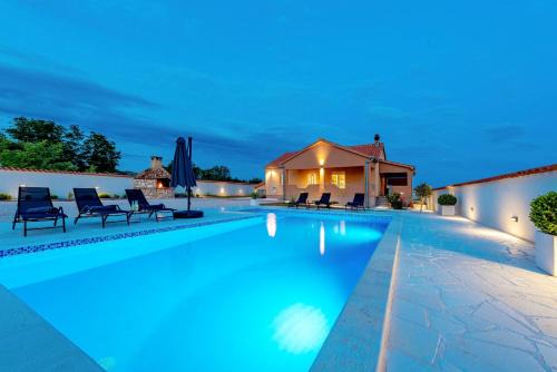Murvica Villa | Relaxing Villa Jenny: Family-Friendly with Pool Access