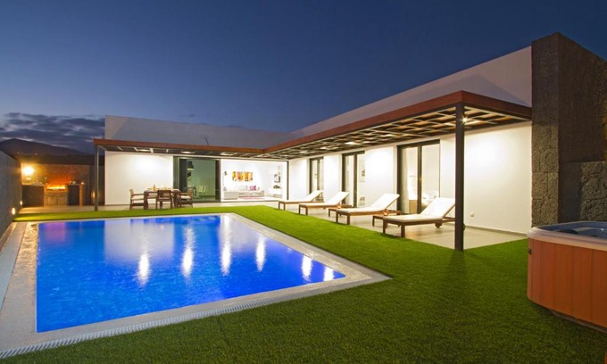 Los Mojones Villa | Discover Villa Jimena: 4-Star Retreat with Pool & Hot Tub