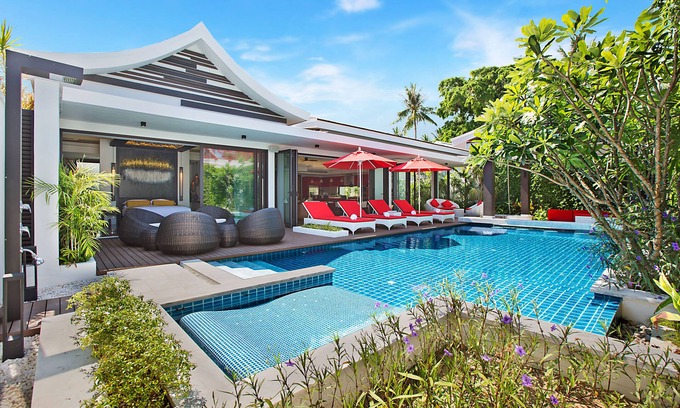 Hua Thanon Villa | Villa Julia: Oceanfront Haven with Chef & Housekeeping