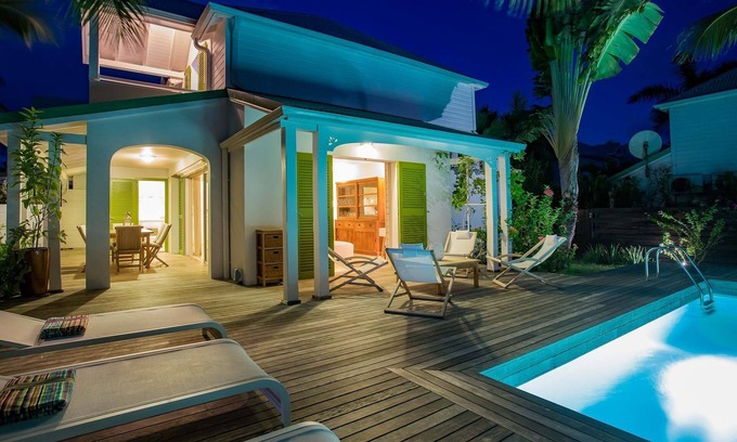 Orient Bay Villa | Beachside Villa with Pool & Ocean Views – Guest Rated 10/10