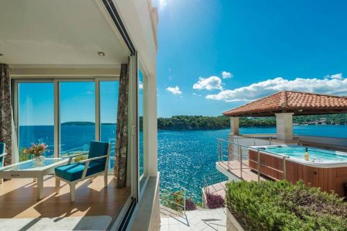 Stikovica Villa | Experience Villa K Dubrovnik: 5-Bedroom Oceanfront Retreat