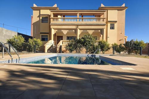 Taghzoute N'Ait Atta Hotel | Relax at Villa Kaddi in the Scenic Tinghir Oasis